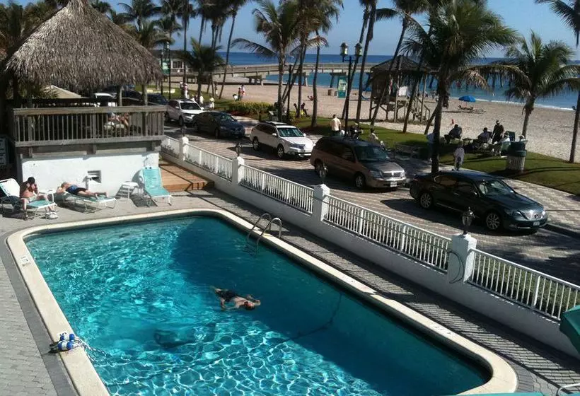 ホテル Sunrider Beach Resort