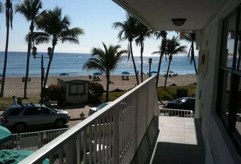 ホテル Sunrider Beach Resort