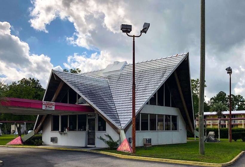 בית מלון כפרי Sunset Inn Manning