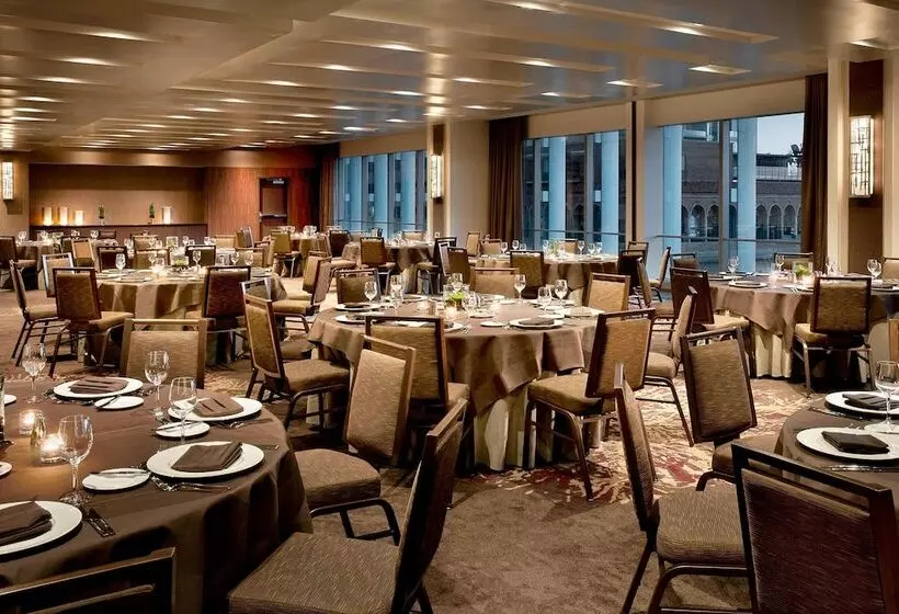 ホテル The Westin Phoenix Downtown