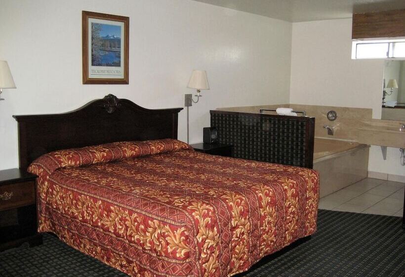 Jamestown Railtown Motel