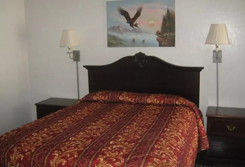 Jamestown Railtown Motel