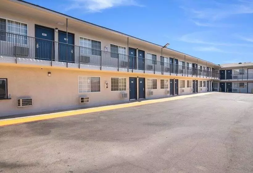 Motel 6moreno Valley, Ca Perris