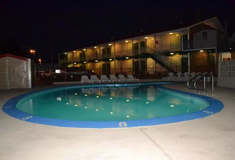 モーテル Kings Inn Albertville