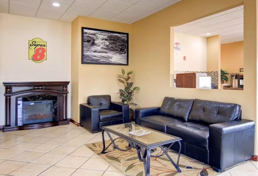 مُتل Super 8 By Wyndham Macon West