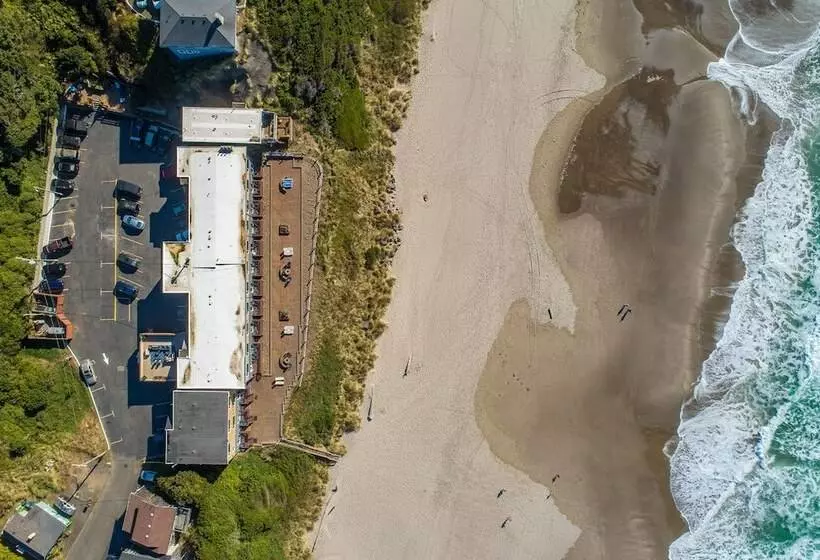 Sailor Jack Oceanfront Motel