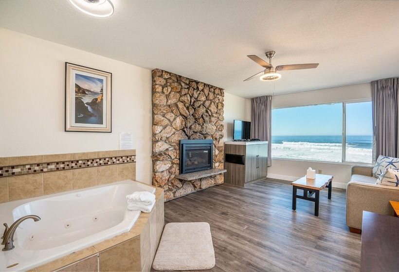 Sailor Jack Oceanfront Motel