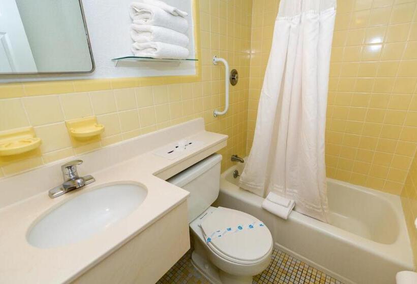 Gondolier Motel   Wildwood