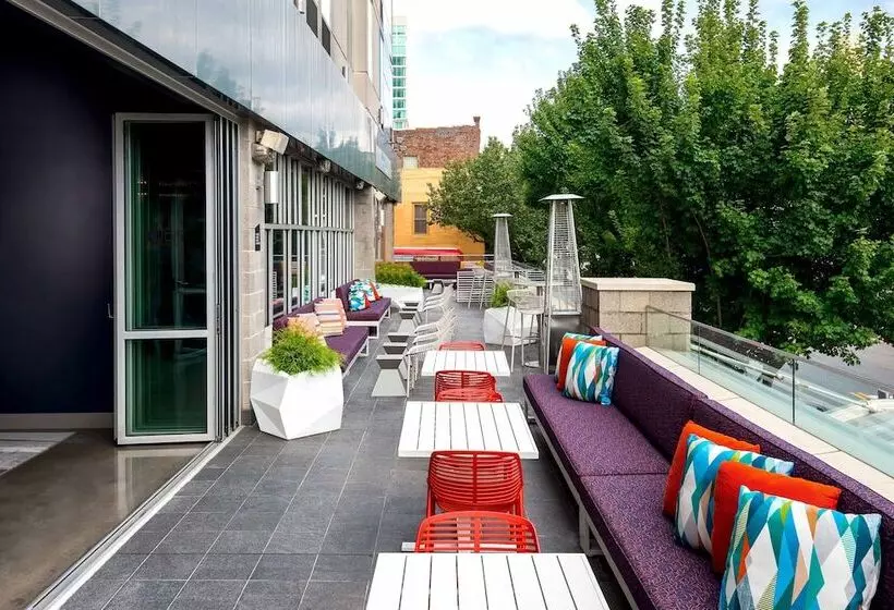 فندق Aloft Asheville Downtown
