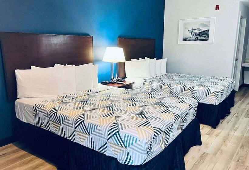 Отель Baymont By Wyndham Ridgecrest