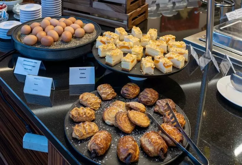 Hotelli Best Western Plus Plaza Berlin Kurfurstendamm