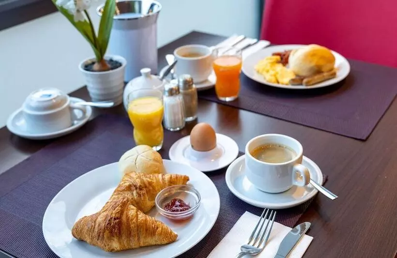 Hotelli Best Western Plus Plaza Berlin Kurfurstendamm