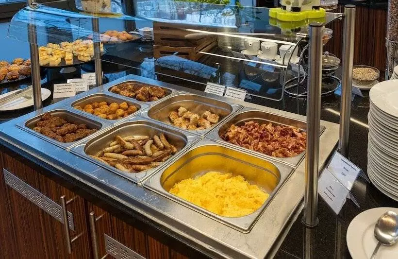 Hotelli Best Western Plus Plaza Berlin Kurfurstendamm