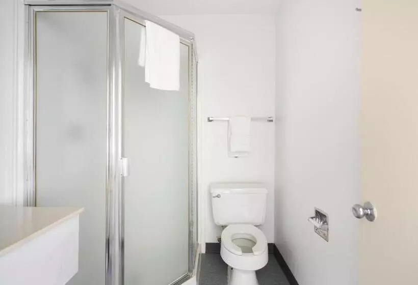 فندق Days Inn By Wyndham New Philadelphia