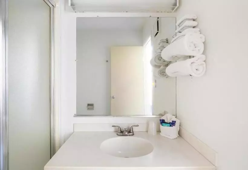 فندق Days Inn By Wyndham New Philadelphia