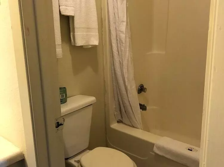 Hotel Glen Rose Inn And Suites