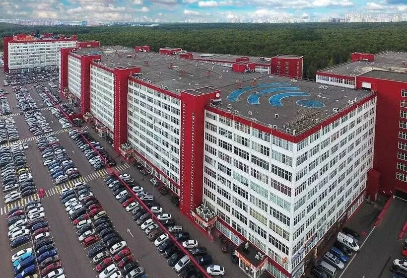 Отель Inside Transit