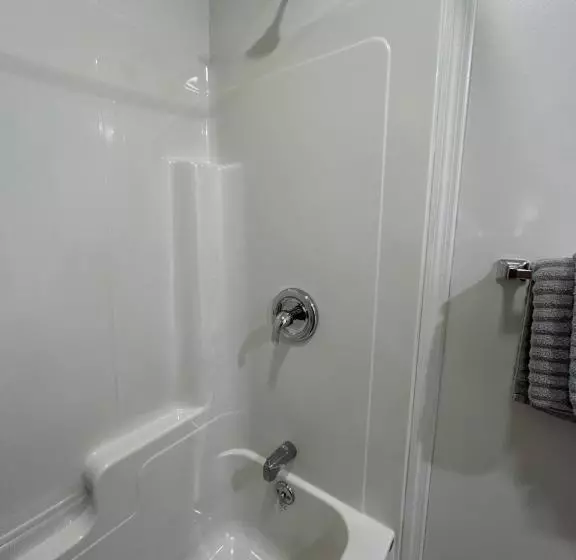 酒店 Lake View Inn