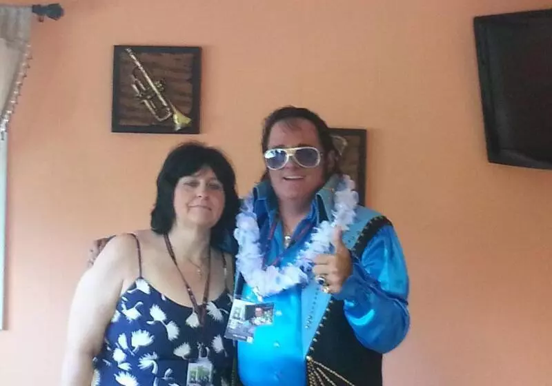 酒店 Lake View Inn