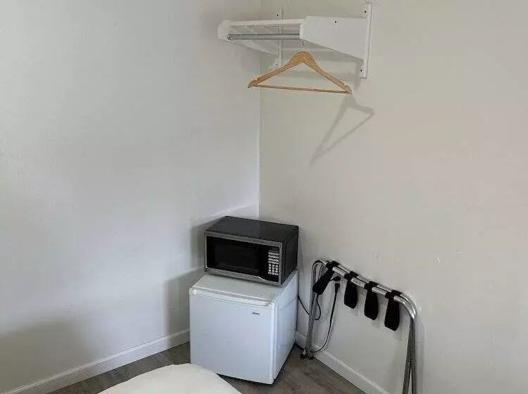 酒店 Lake View Inn