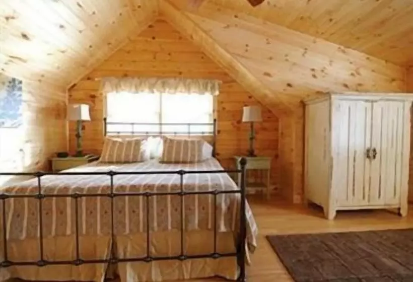 ホテル Muddy Moose