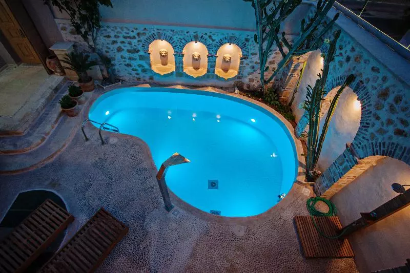 ホテル Thalassa Boutique