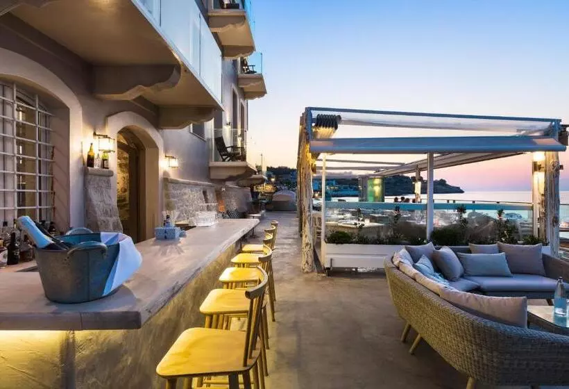 ホテル Thalassa Boutique