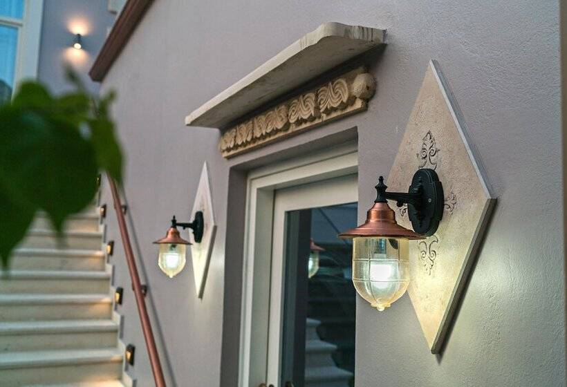 ホテル Thalassa Boutique