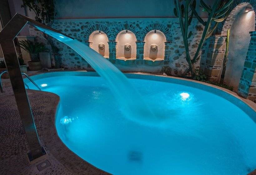 ホテル Thalassa Boutique