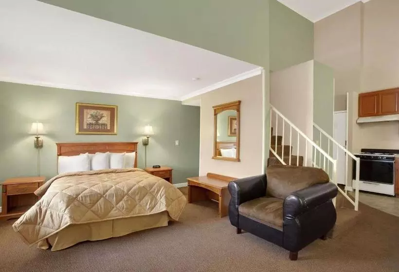 酒店 Travelodge Inn & Suites By Wyndham Gardena Ca