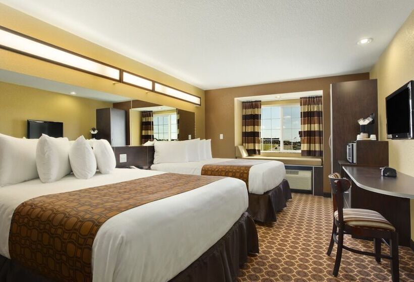 Microtel Inn & Suites By Wyndham Dickinson
