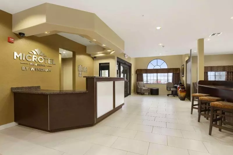 Microtel Inn & Suites By Wyndham Round Rock