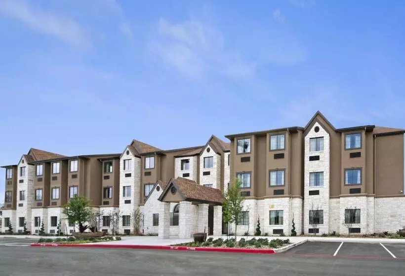 Microtel Inn & Suites By Wyndham Round Rock