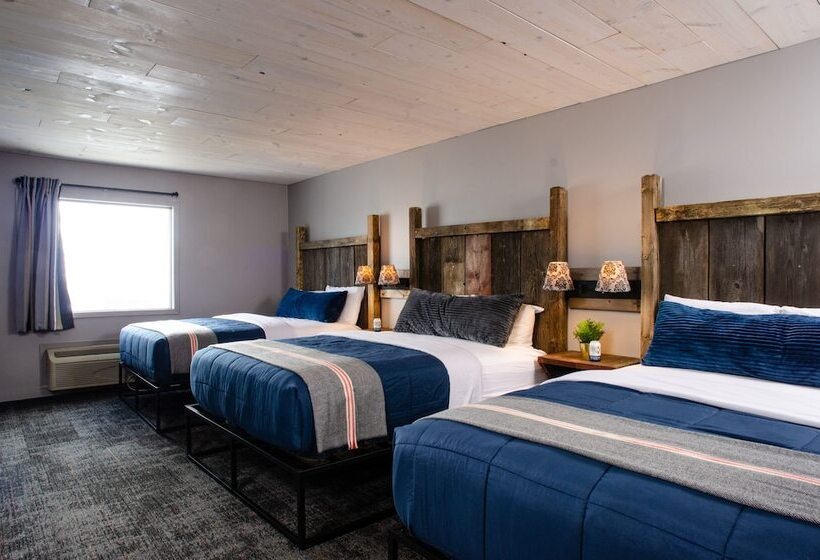 فندق على الطريق Vintage Block Inn & Suites