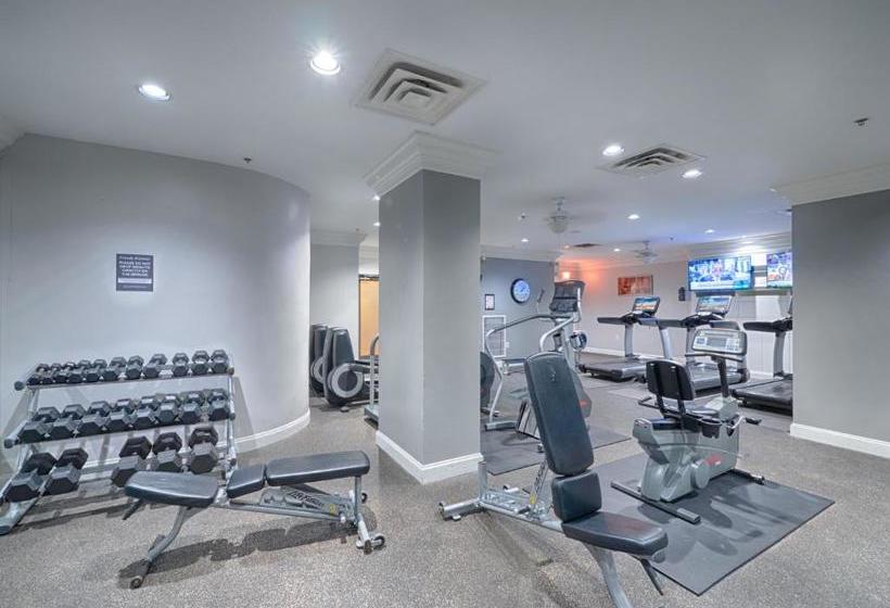 Oakwood At Ballston Place