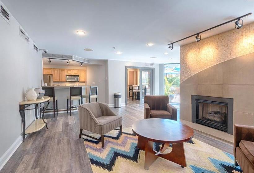 Oakwood At Ballston Place