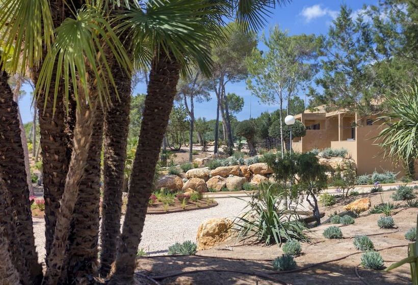 Ses Eufabietes Apartments & Restaurant