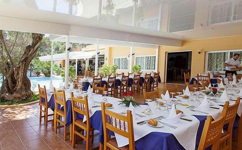 Ses Eufabietes Apartments & Restaurant