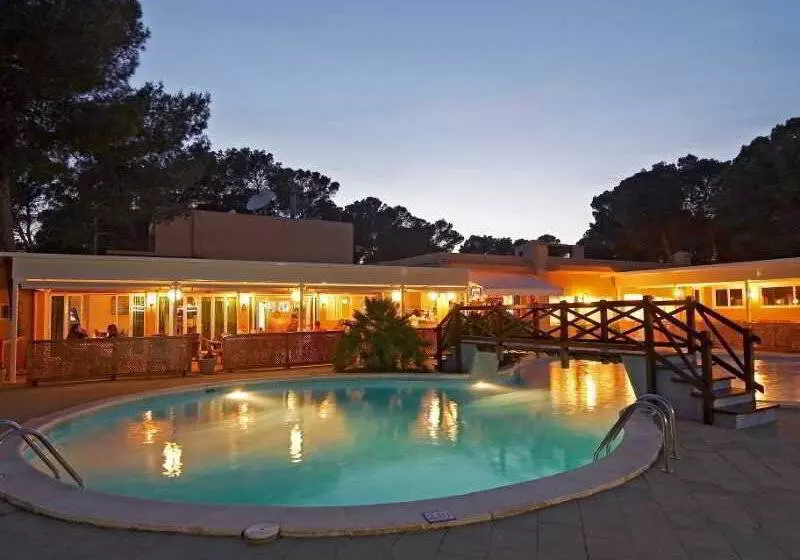 Ses Eufabietes Apartments & Restaurant