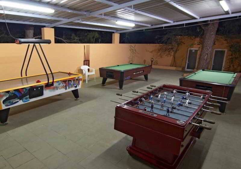 Ses Eufabietes Apartments & Restaurant