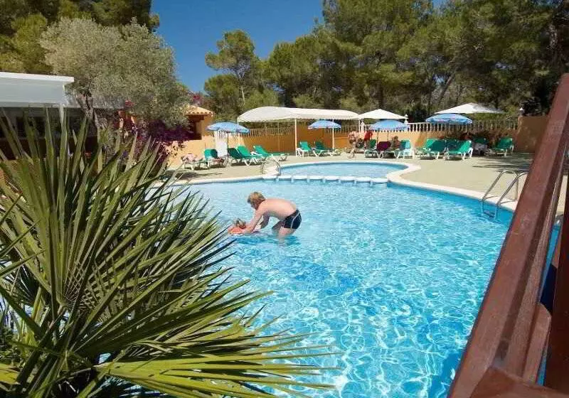 Ses Eufabietes Apartments & Restaurant