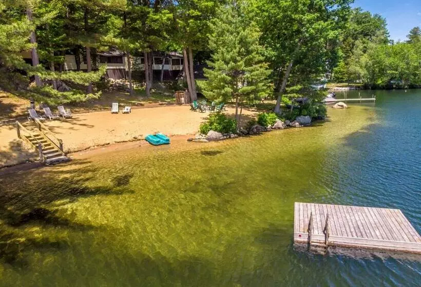 مُتل Boulder Suites