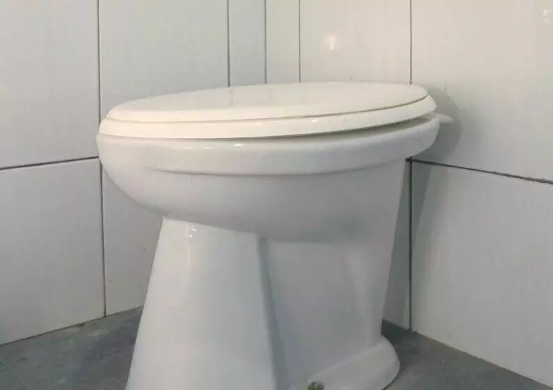 Hotelli The Castury Homestay Syariah By Oyo Rooms