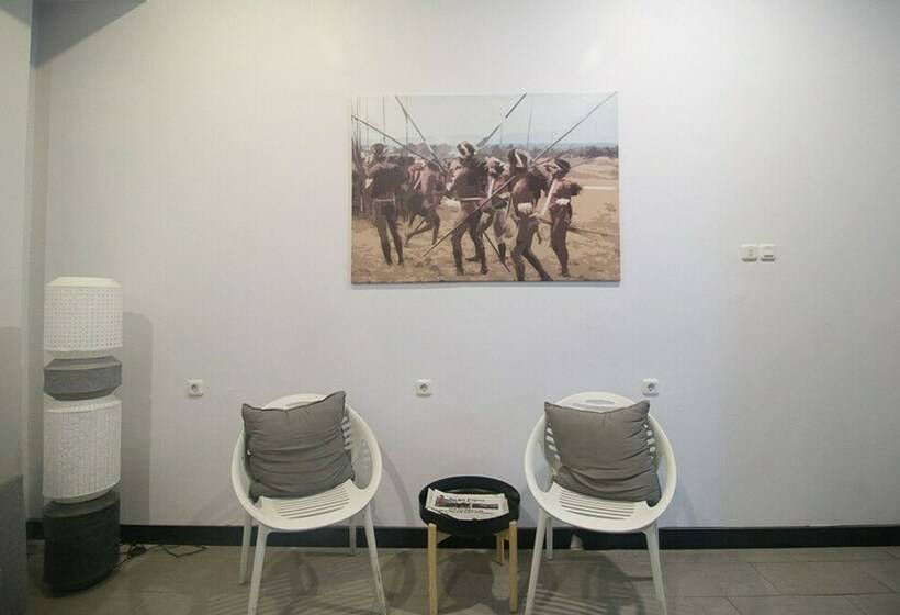 בית מלון כפרי Reddoorz Plus @ Manokwari City Center