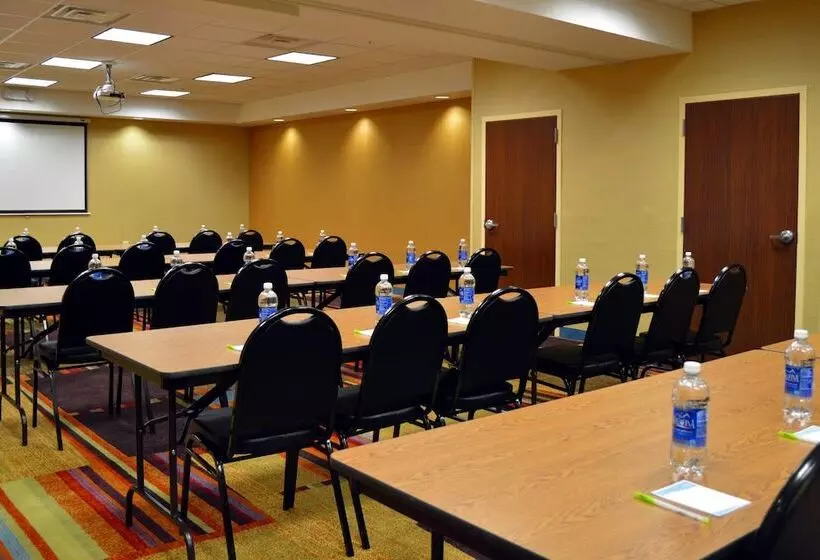 Fairfield Inn & Suites By Marriott Stafford Quantico