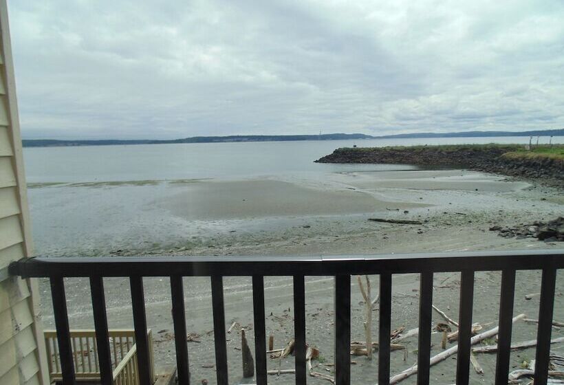 Отель Water Front Inn