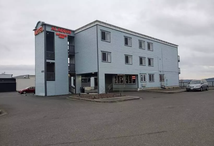 Отель Water Front Inn