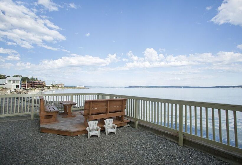 Отель Water Front Inn