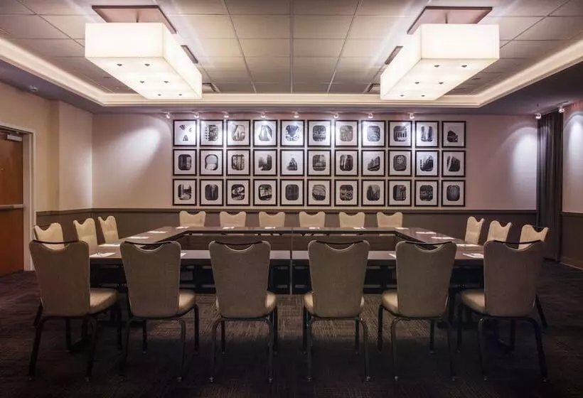 호텔 Aloft Chicago Downtown River North