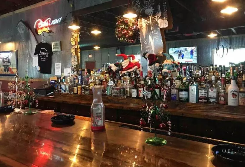 בית מלון כפרי Walnut Inn   Checotah